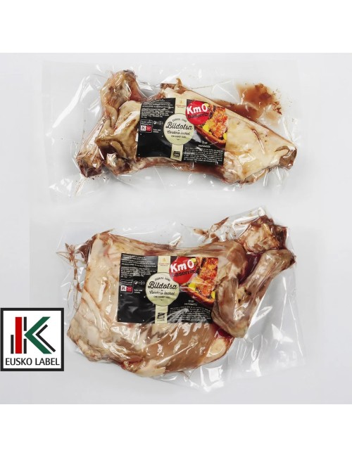 Esneko arkumearen laurden aurrez errea. EUSKO LABEL