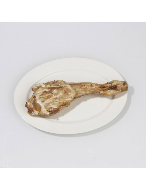 Esneko arkumearen izter aurrez errea. EUSKO LABEL